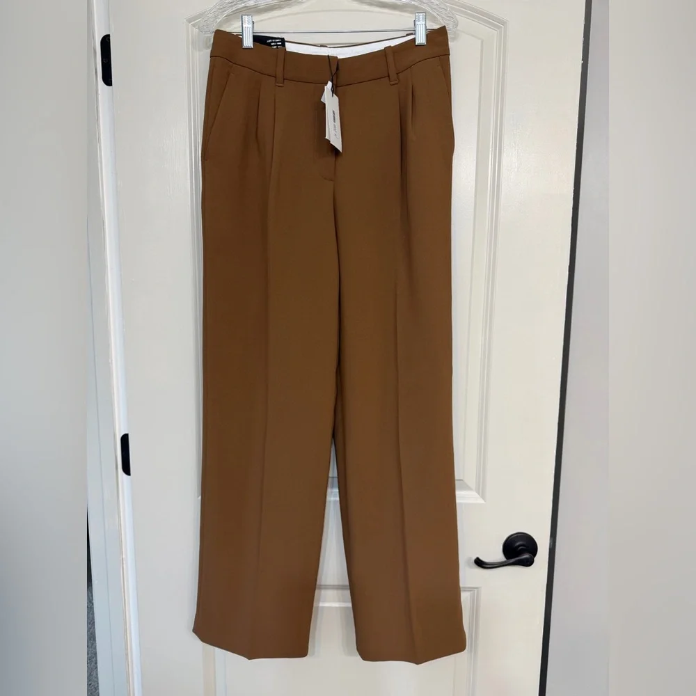 NWT Aritzia “The Effortless Pant”, Low Rise Size 6 - Picture 4 of 9